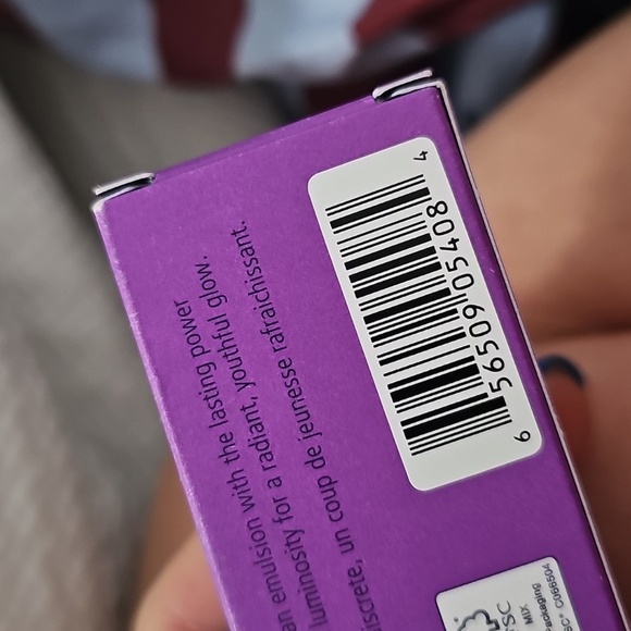 Chantecaille cheek gelee in vibrant NIB - Picture 7 of 7